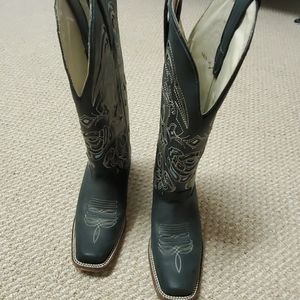 Ladies Cowboy Boots